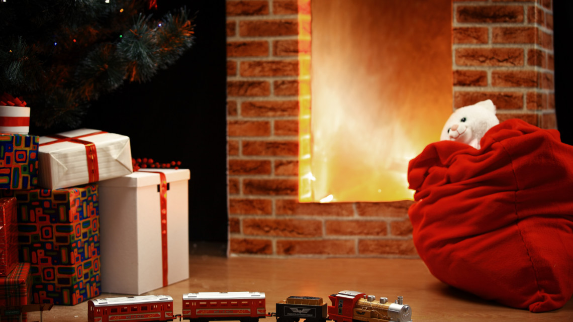 Grinch-Proof Your Home: Holiday Home Security Tips