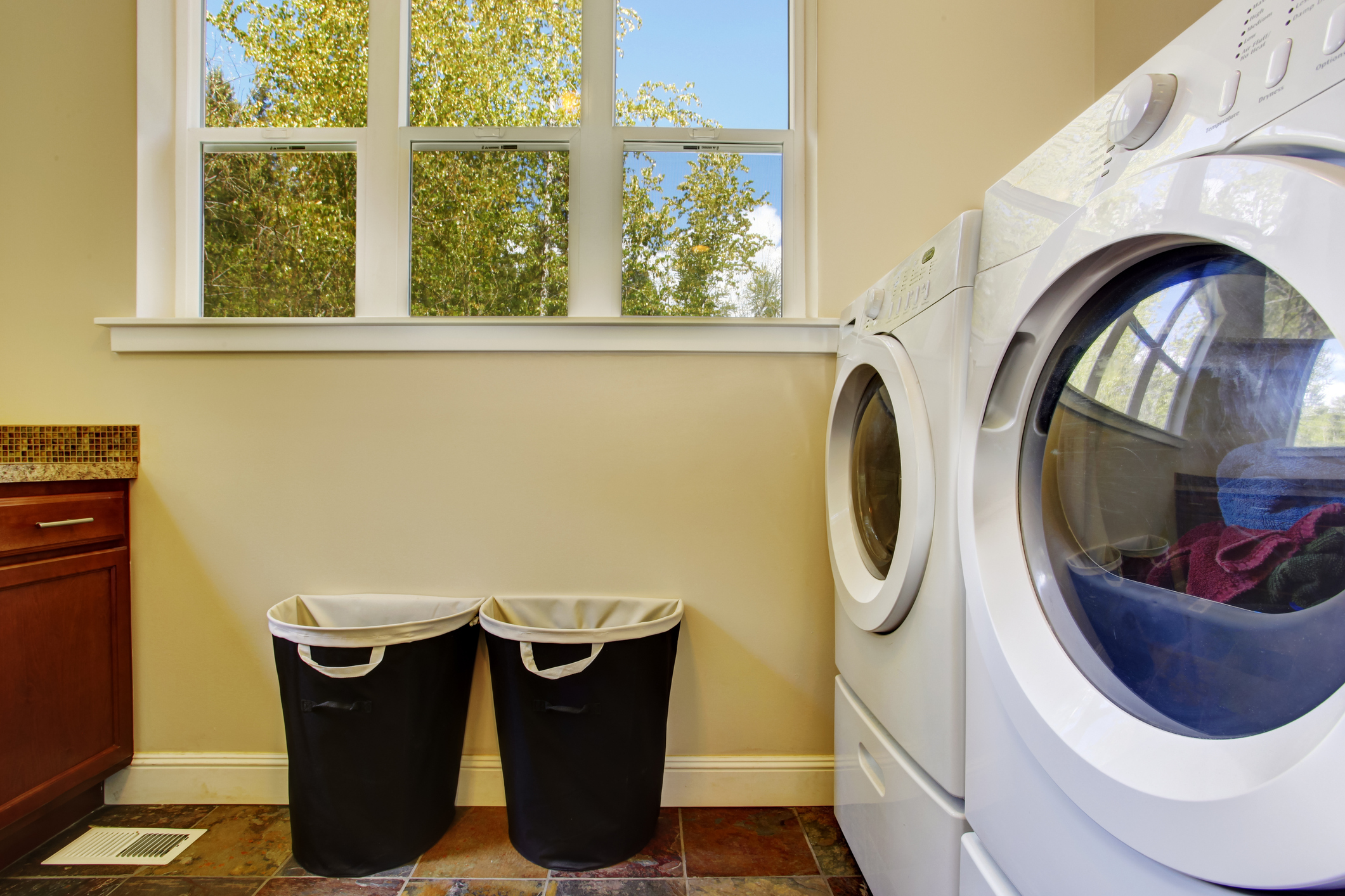 Shut the Door on Clothes Dryer Fires GOOD HANDS Blog
